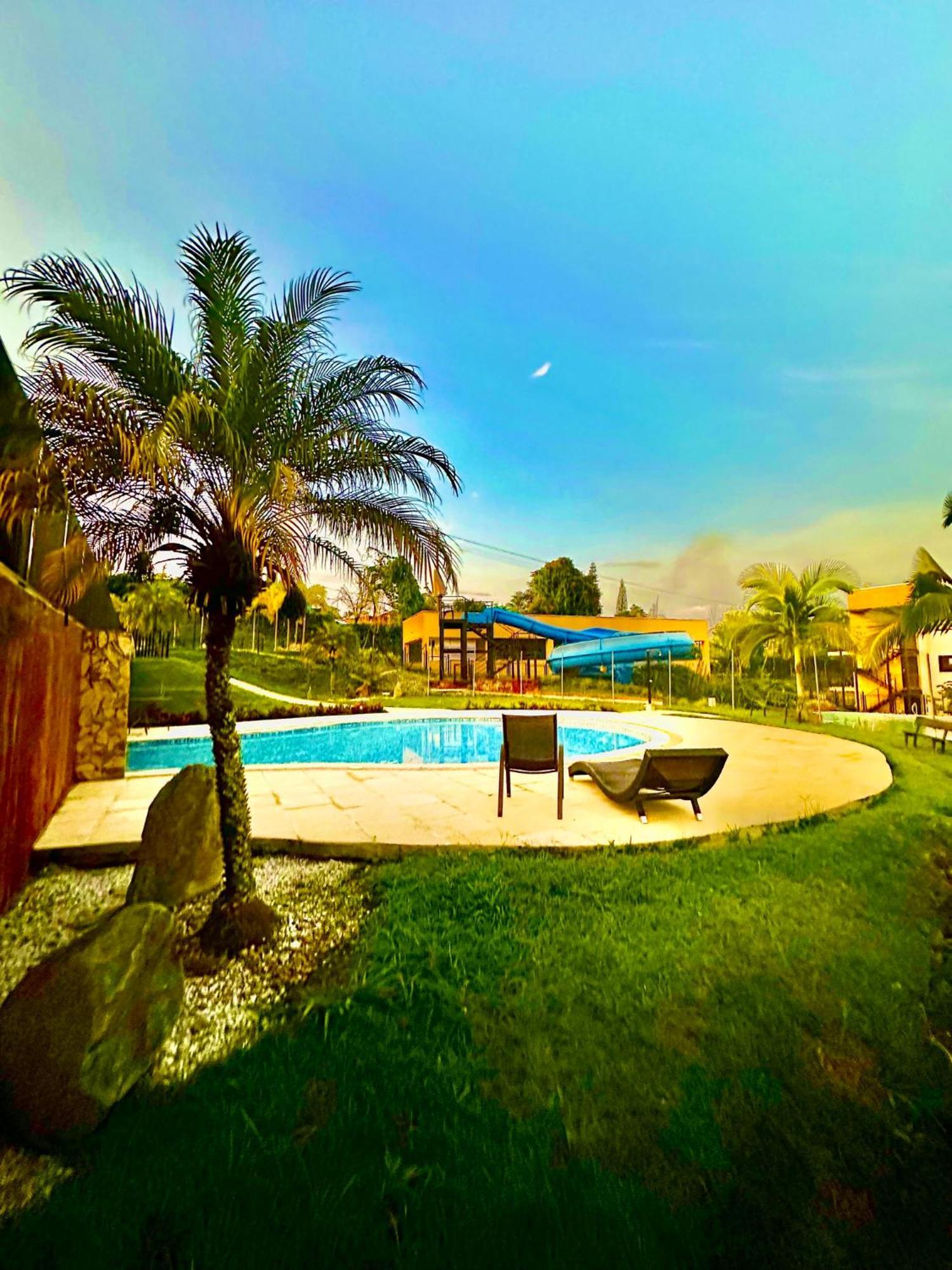 Apartamento Privado Vacacional A 5M Del Aeropuerto, 20 Minutos Del Parque Del Cafe Y Centro De Armenia Con 4 Piscinas, 3 Jacuzzi, Sauna By Molca Xperiences 2H Buitenkant foto