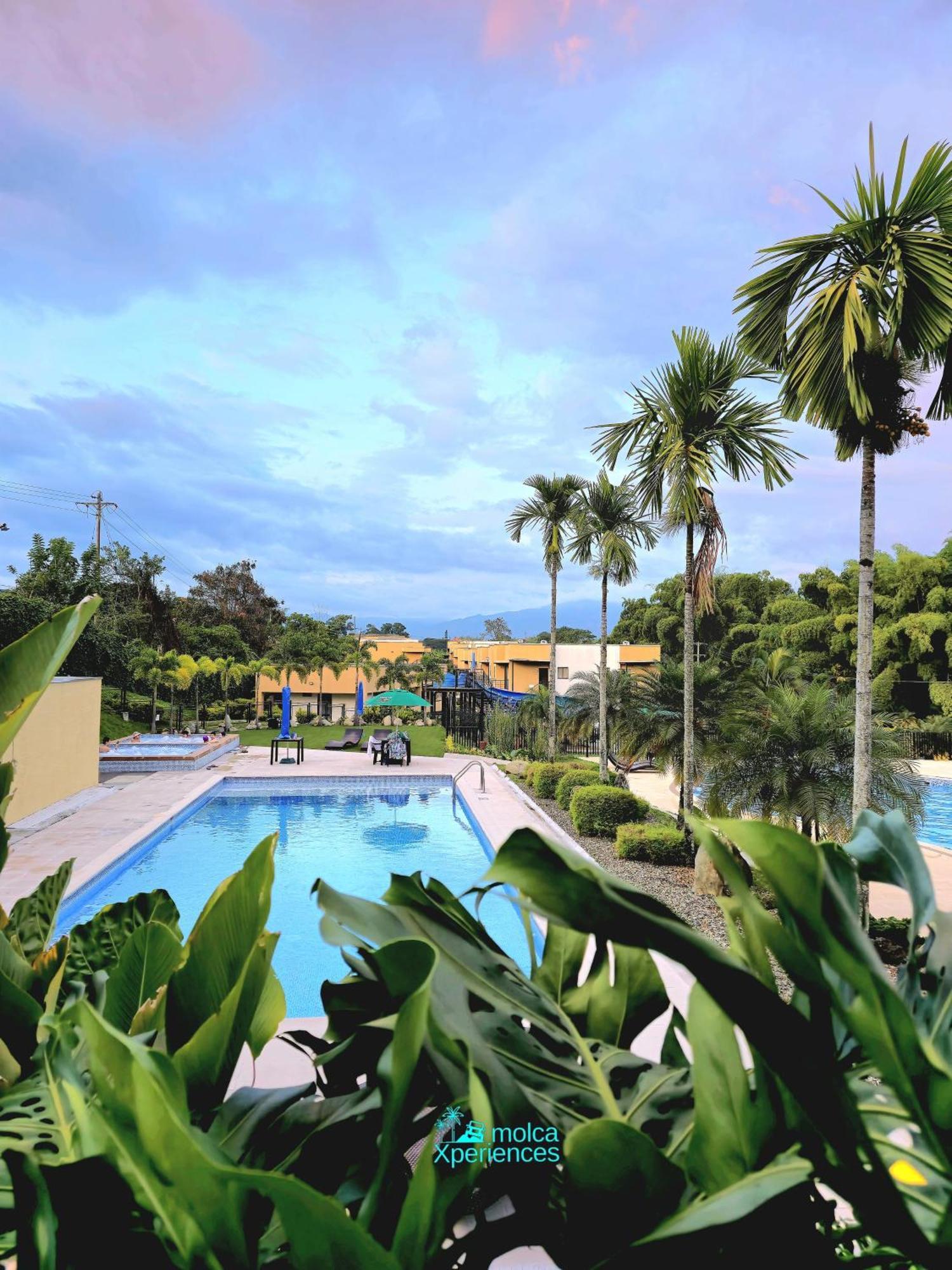 Apartamento Privado Vacacional A 5M Del Aeropuerto, 20 Minutos Del Parque Del Cafe Y Centro De Armenia Con 4 Piscinas, 3 Jacuzzi, Sauna By Molca Xperiences 2H Buitenkant foto