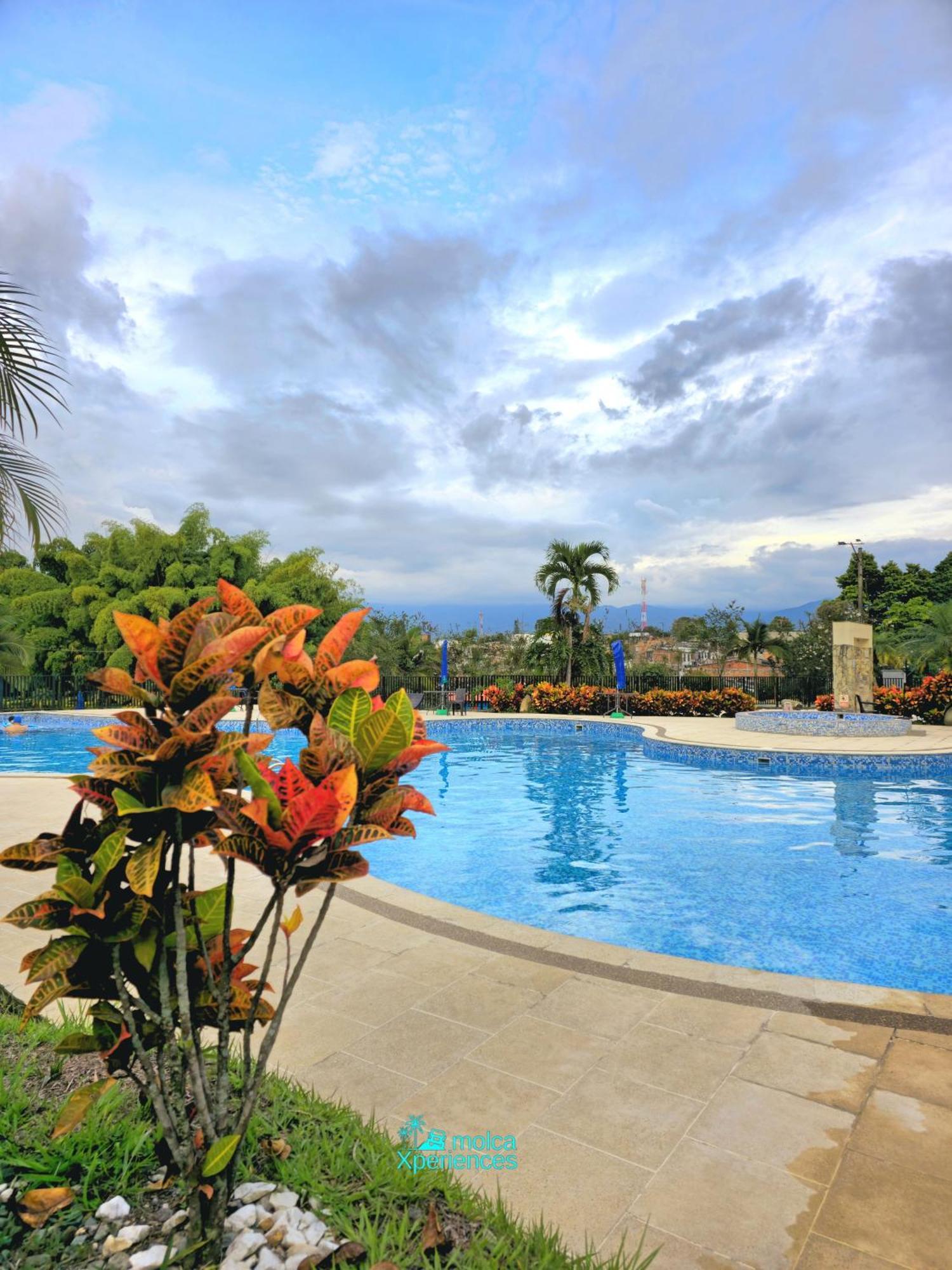 Apartamento Privado Vacacional A 5M Del Aeropuerto, 20 Minutos Del Parque Del Cafe Y Centro De Armenia Con 4 Piscinas, 3 Jacuzzi, Sauna By Molca Xperiences 2H Buitenkant foto