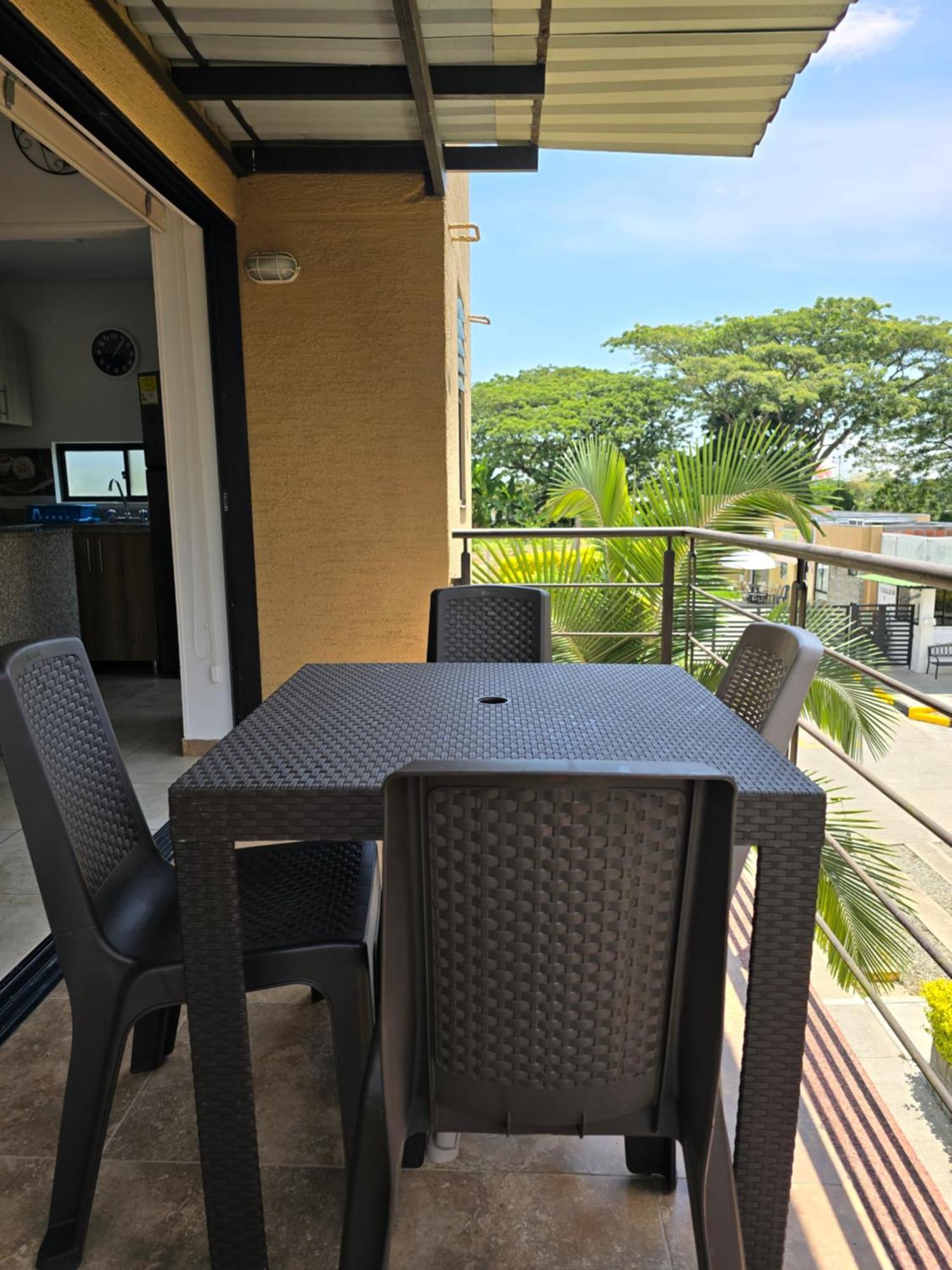 Apartamento Privado Vacacional A 5M Del Aeropuerto, 20 Minutos Del Parque Del Cafe Y Centro De Armenia Con 4 Piscinas, 3 Jacuzzi, Sauna By Molca Xperiences 2H Buitenkant foto